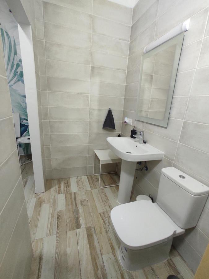 Habitacion Cactus, Entrada Privada Y Bano Privado En Suite By Flamingo House, No Fumadores Arrecife  Buitenkant foto
